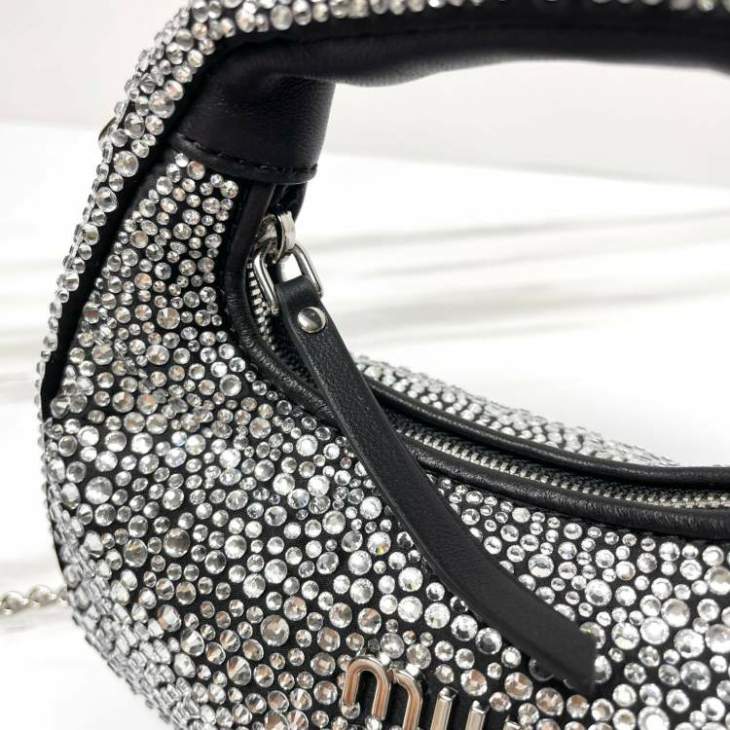 Picture of Miu Miu Handbags _SKUfw184960293fw